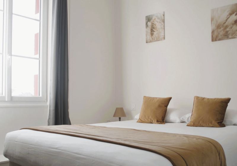 Chambre aux tons beige
